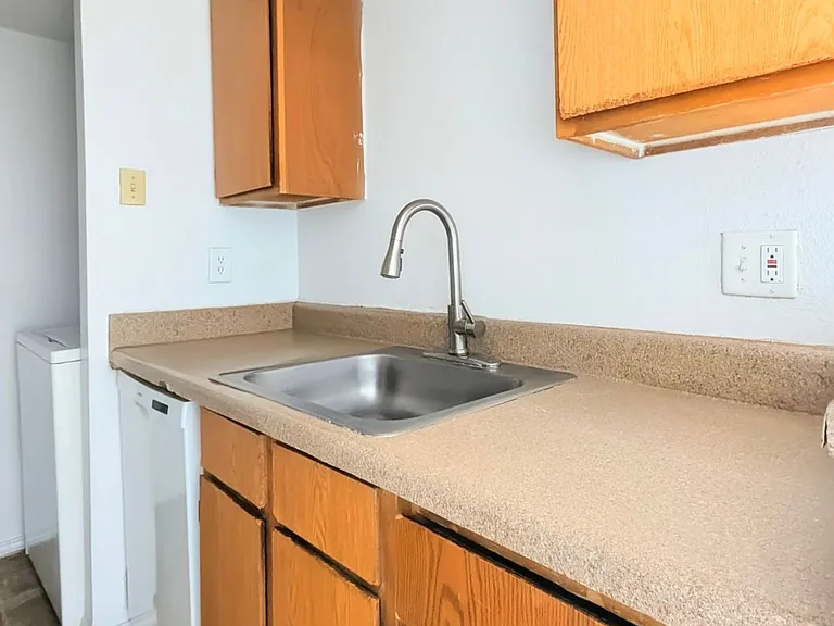 Bennett Place Apartments — Photo 8
