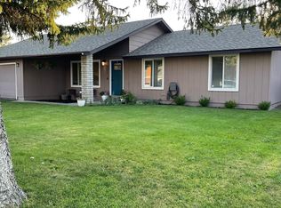 4112 Meadows Dr, Klamath Falls, OR