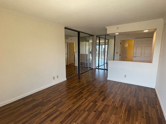 3rd image of 500 N St Unit 907