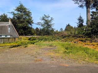 30902 N Pl, Ocean Park, WA 98640