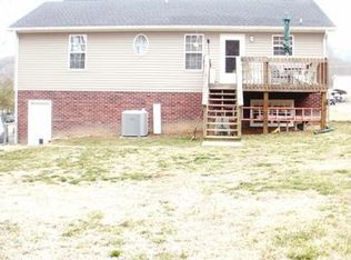 214 Dry Branch Rd, Erwin, TN 37650