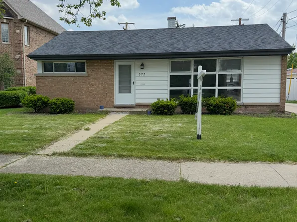 372 W Fremont Ave, Elmhurst, IL 60126