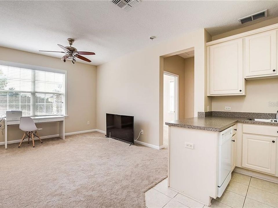 1st image of 1119 Oscar Sq #B