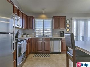 18658 R St, Omaha, NE 68135