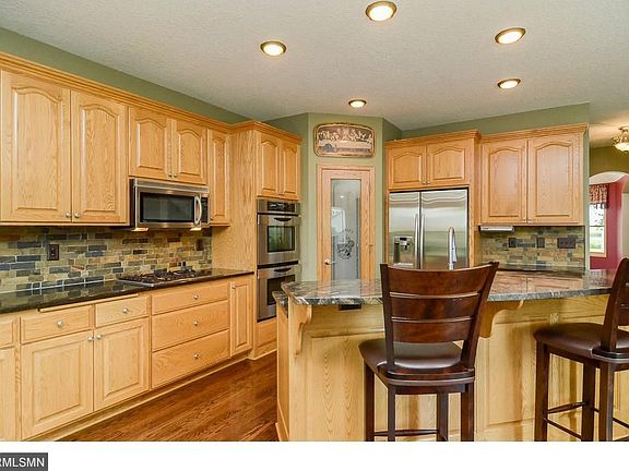 3rd image of 6593 E Laketowne Dr NE