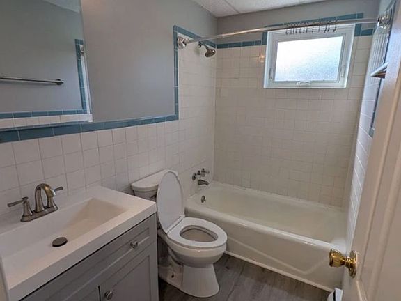 5th image of 1 Andrews Rd APT 1
