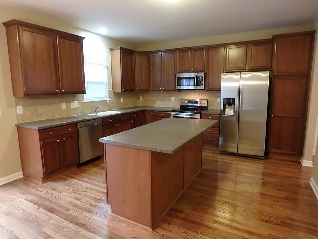 322 Stoke Hammond Ct — Photo 4