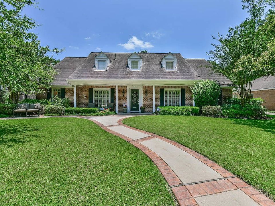 1st image of 522 Hallie Dr