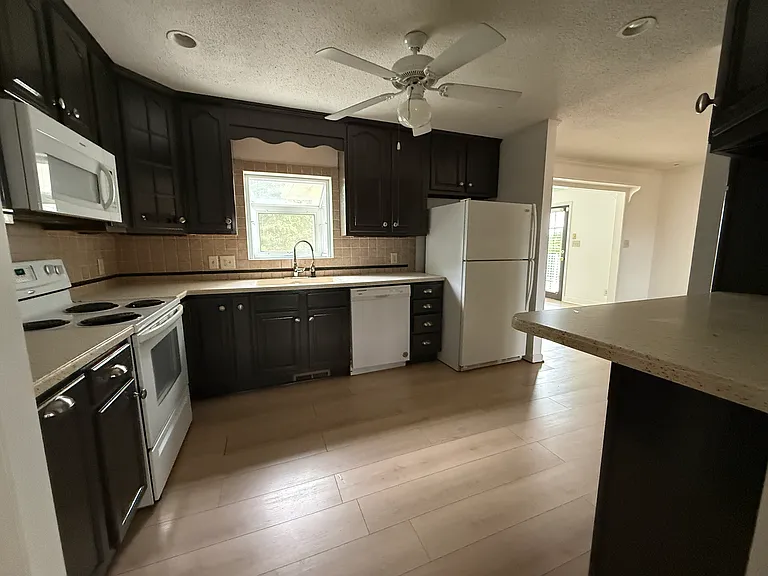 3672 Oak Ridge Rd — Photo 33