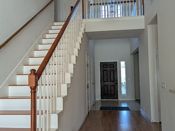 4th image of 9014 Sundown Dr