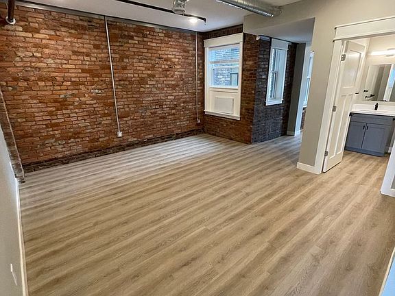 5th image of 627 E 4th St #202