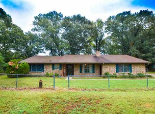 2926 Redwood Rd, Gilmer, TX 75645
