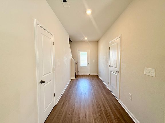 4th image of 6200 Lowe Ln