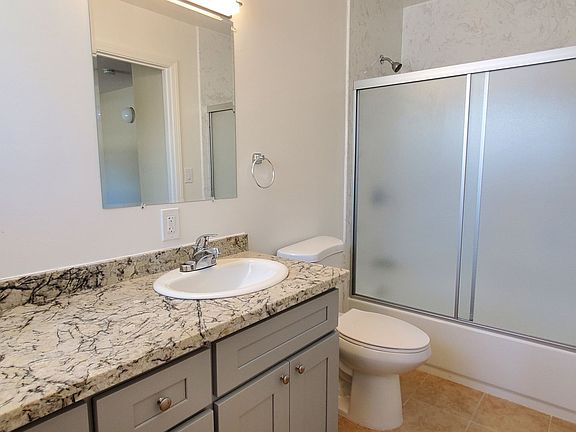 5th image of 2491 Skylark Dr #6