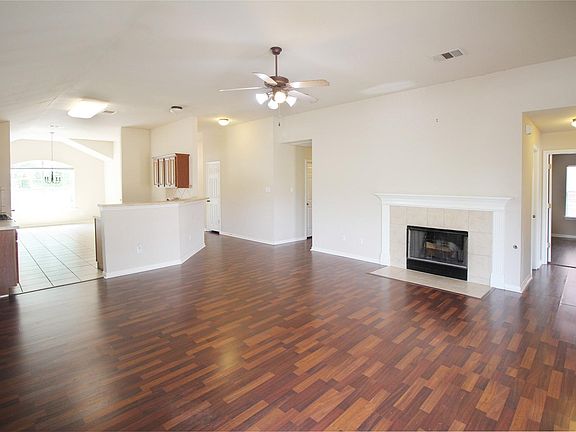 3rd image of 18656 Dry Pond Dr