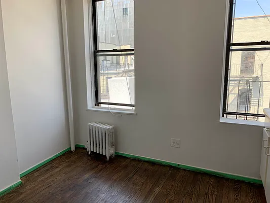 Rented by FirstService Realty (legacy) | media 8