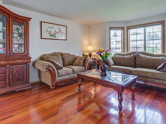 5th image of 2209 NE 108th St