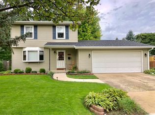 433 Karen Ave, Dekalb, IL 60115