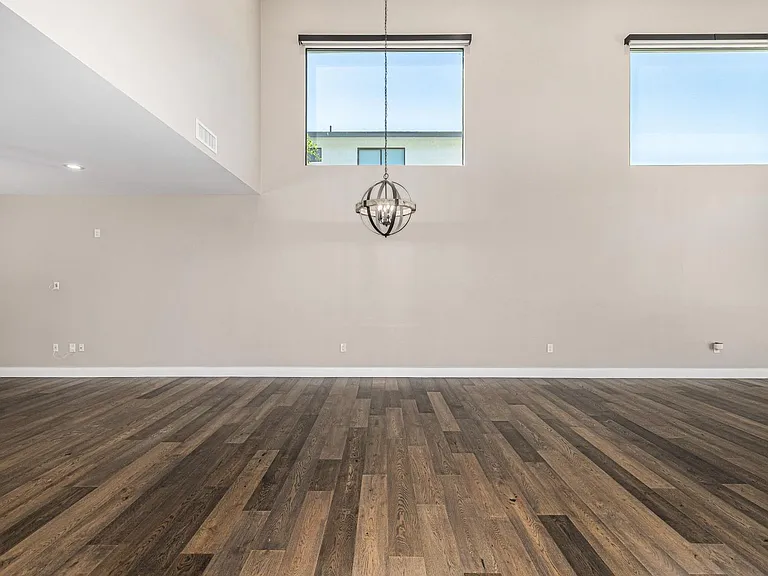3821 E Devonshire Ave — Photo 31