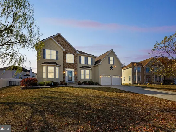 1939 Steeplechase Dr, Williamstown, NJ 08094