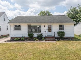 2921 Heresford Dr, Parma, OH 44134