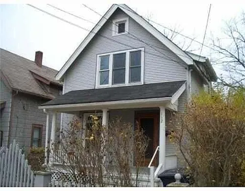 112 E Davis Ave Photo 1