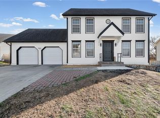 13313 Corrington Ave, Grandview, MO 64030