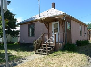 908 4th Ave S, Lewistown, MT 59457