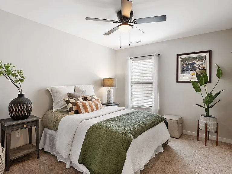3334 Vinemont Dr — Photo 31