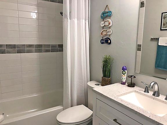 5th image of 1922 Madera Dr #1922