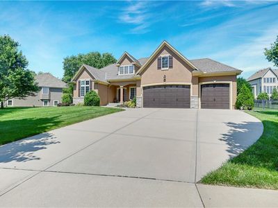 14944 Rosewood St, Leawood, KS, 66224