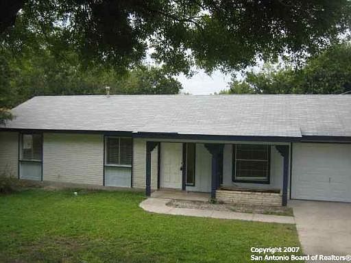 1st image of 118 LITTLE OAK
