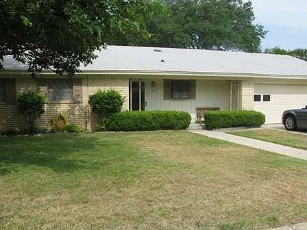 1st image of 3 Snell Dr