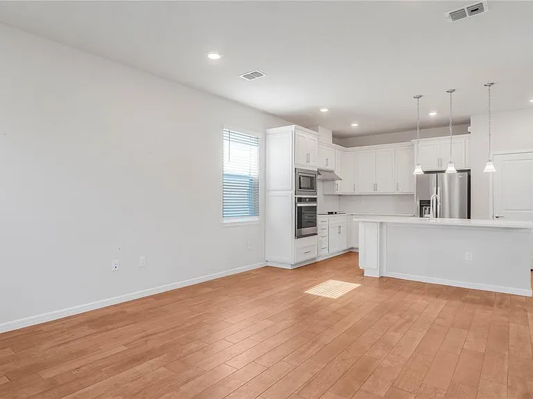 14025 Kauai Dr — Photo 14