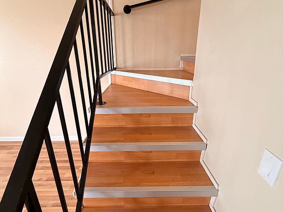 5th image of 5044 Bridgepointe Pl