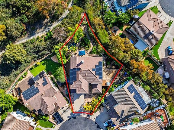 4th image of 65 Castletree