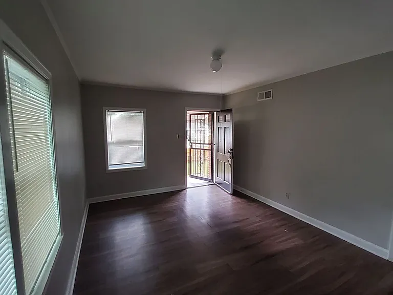 3686 Philsdale Ave — Photo 4