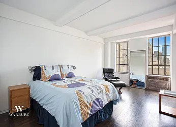 Rented by Warburg