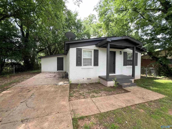 2715 Craft Ave NW, Huntsville, AL 35816