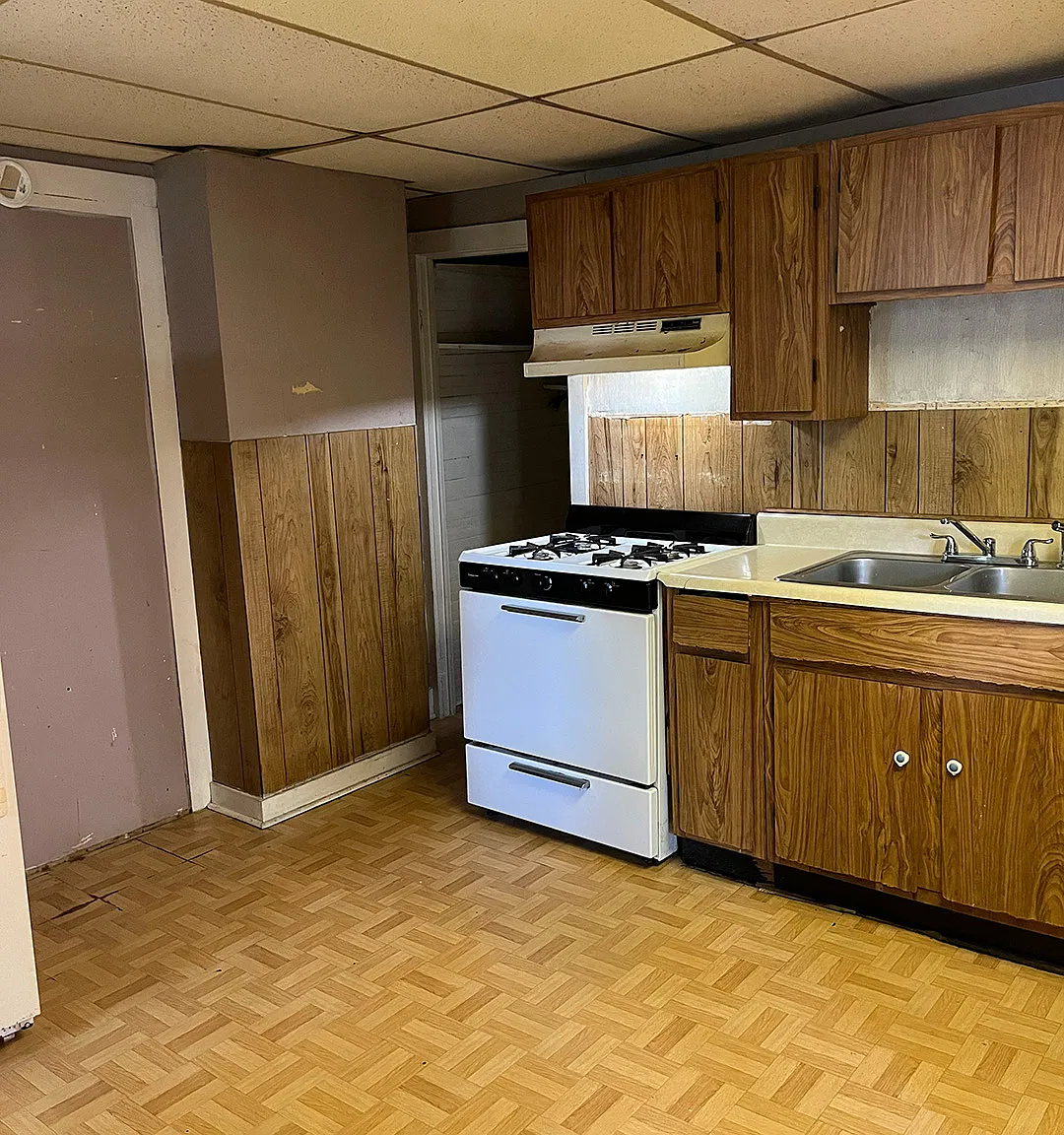 2 bed, 1000 sqft, $1,100 — Photo 4
