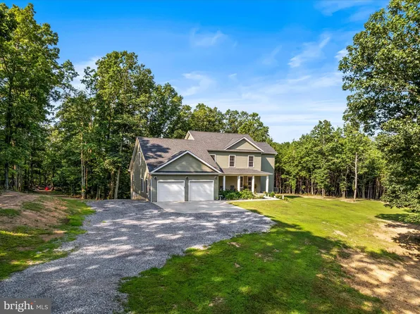 23 Jenkins Rd, Gerrardstown, WV 25420