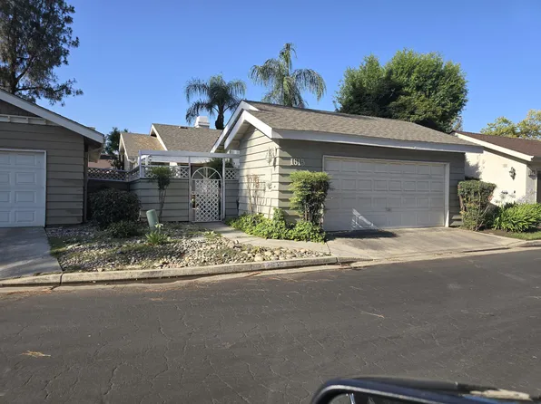 1615 E Castlecrest Avenue, Visalia, CA 93292