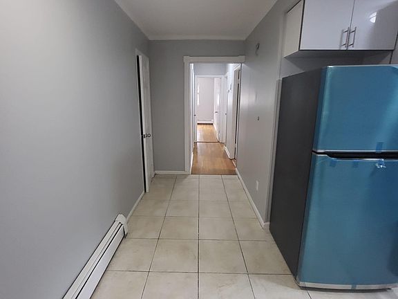 3rd image of 3208 Spencer Dr