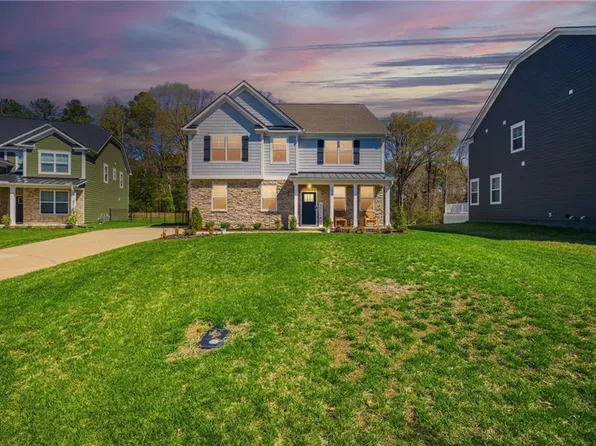 192 Royal Blackheath, Smithfield, VA 23430