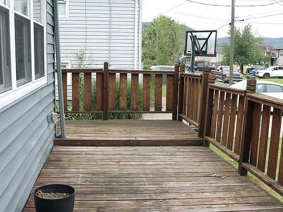 3rd image of 410 Glenwood  Avenue