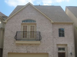 2617 Edgefield Lakes Dr, Houston, TX 77054