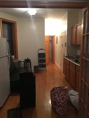 Rented by Warren T Real Estate Corp. | media 35