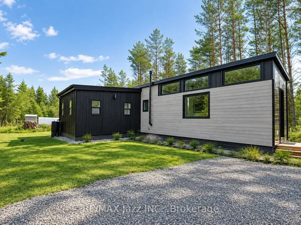 473 Fleetwood Rd, Kawartha Lakes, ON L0B 1K0