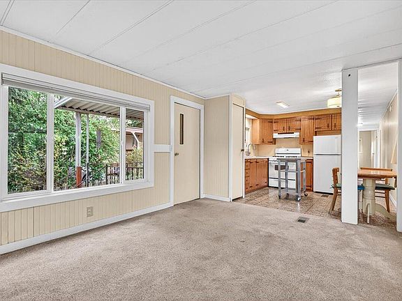 3rd image of 355 Colver Rd Unit 44
