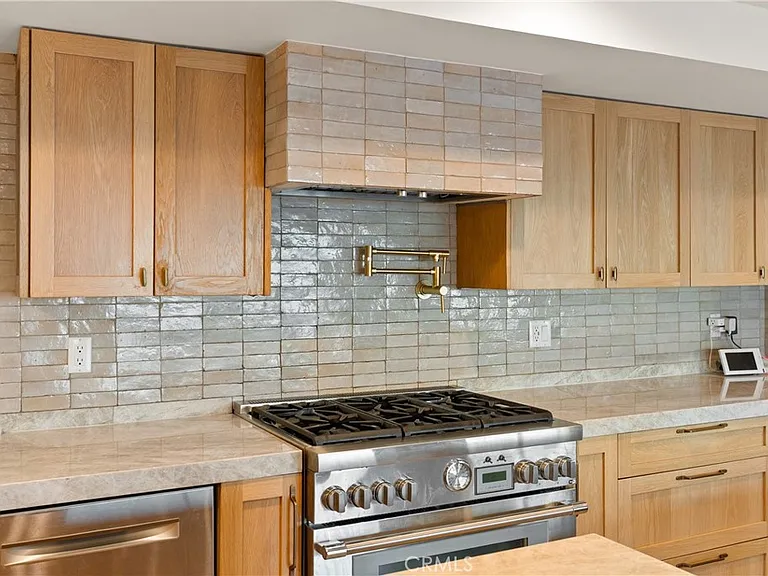 17333 Castellammare Dr — Photo 20